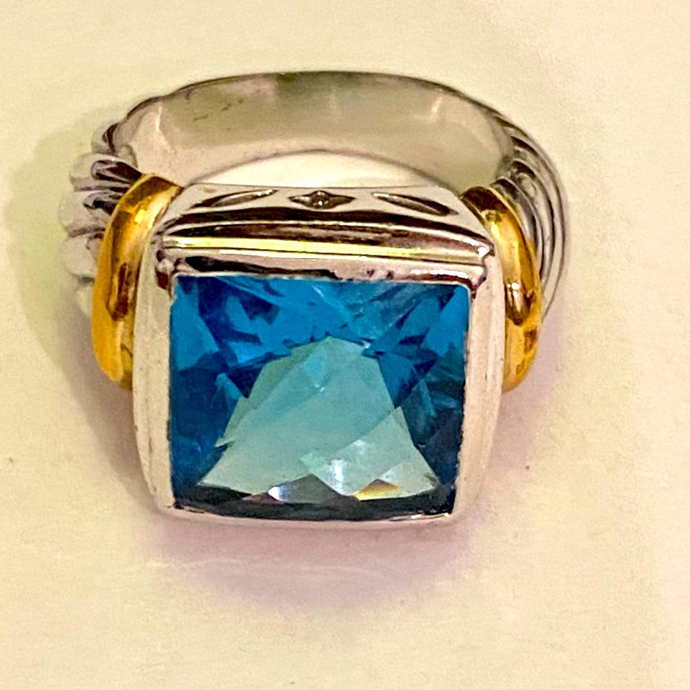 Great blue ring